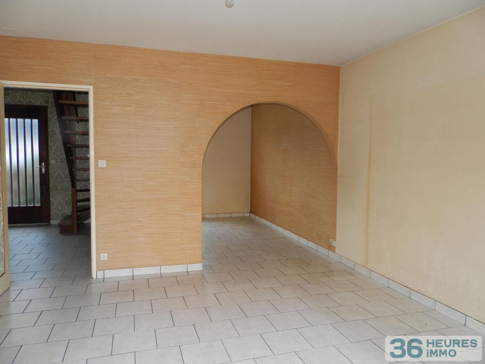 Maison trois chambres en centre-ville