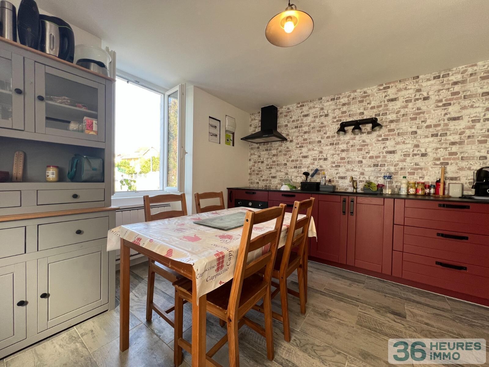 Maison rénovée à deux pas du centre-ville de thiviers