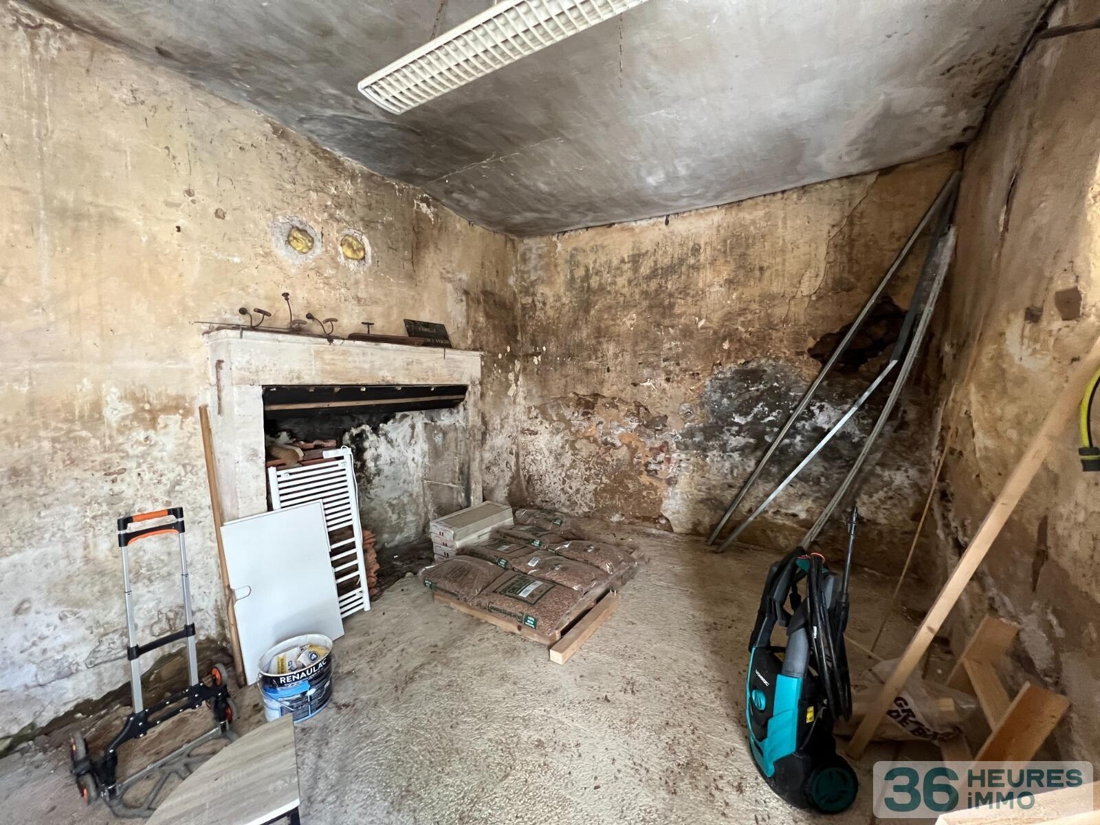 Maison rénovée à deux pas du centre-ville de thiviers