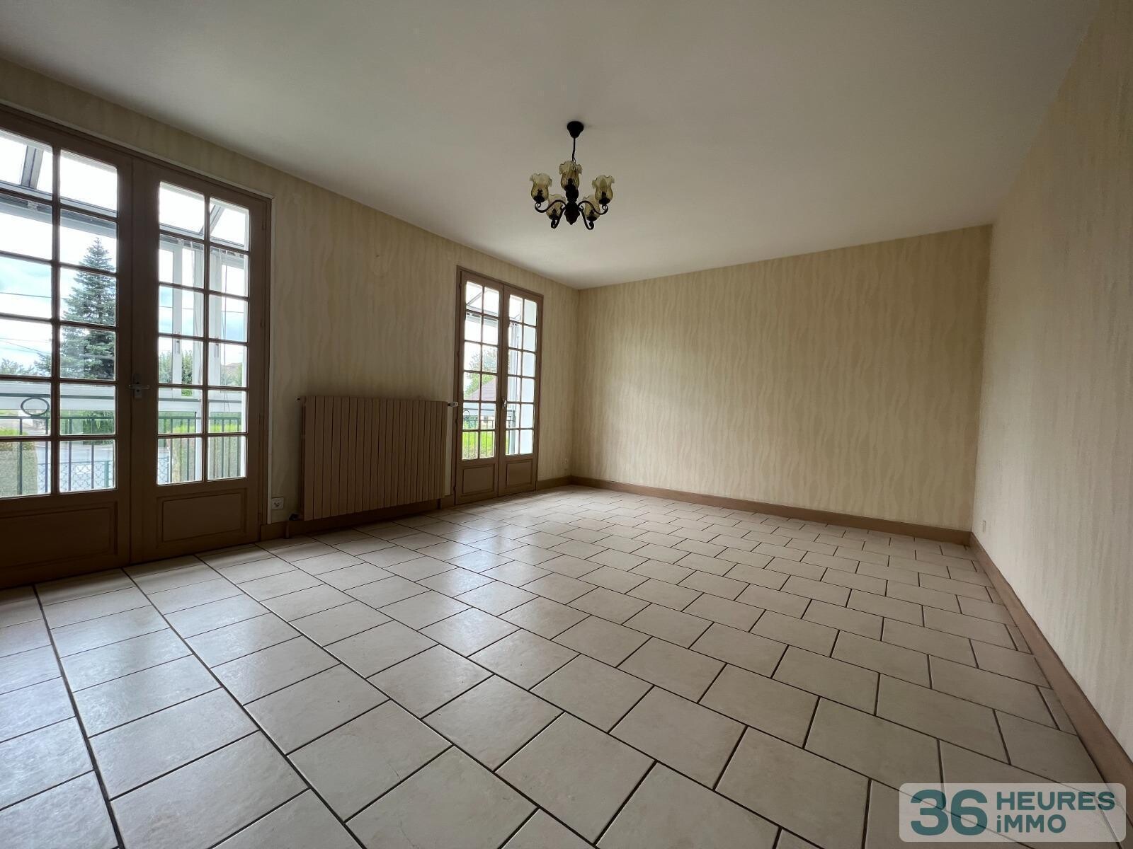 Pavillon dans quartier calme à 2 pas du bourg de lanouaille