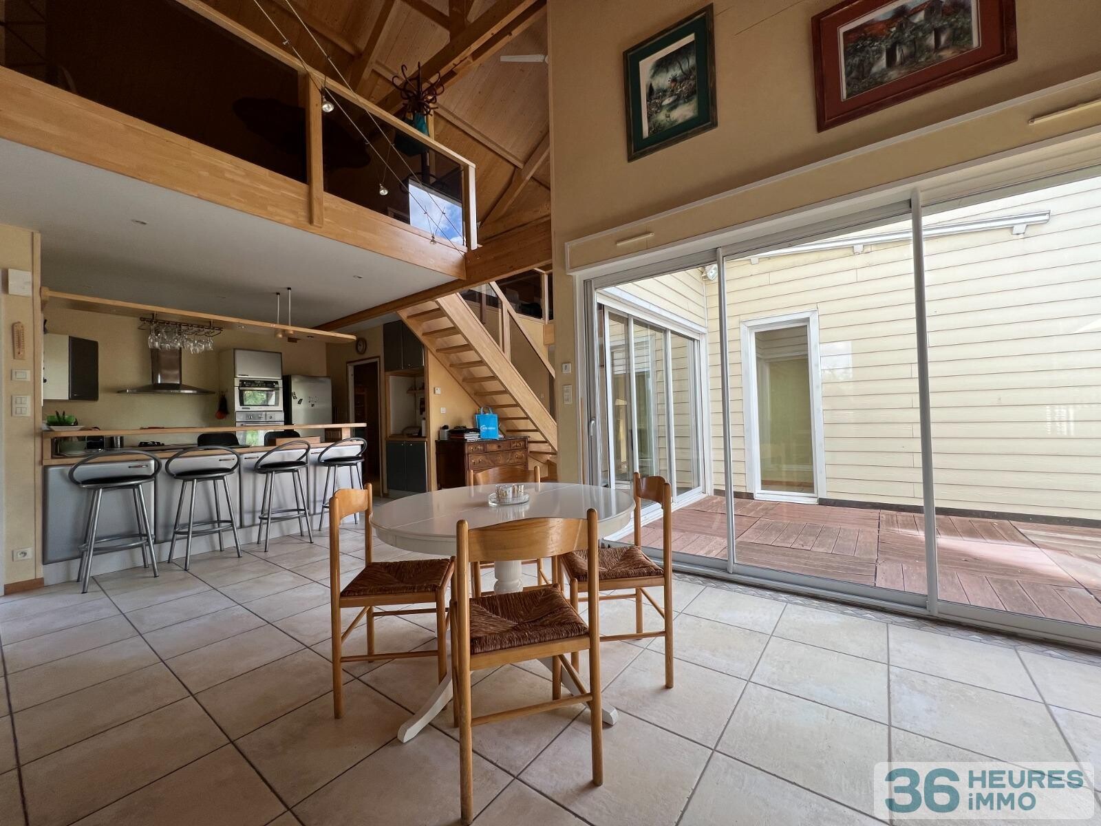 Maison d'architecte avec vue dégagée 