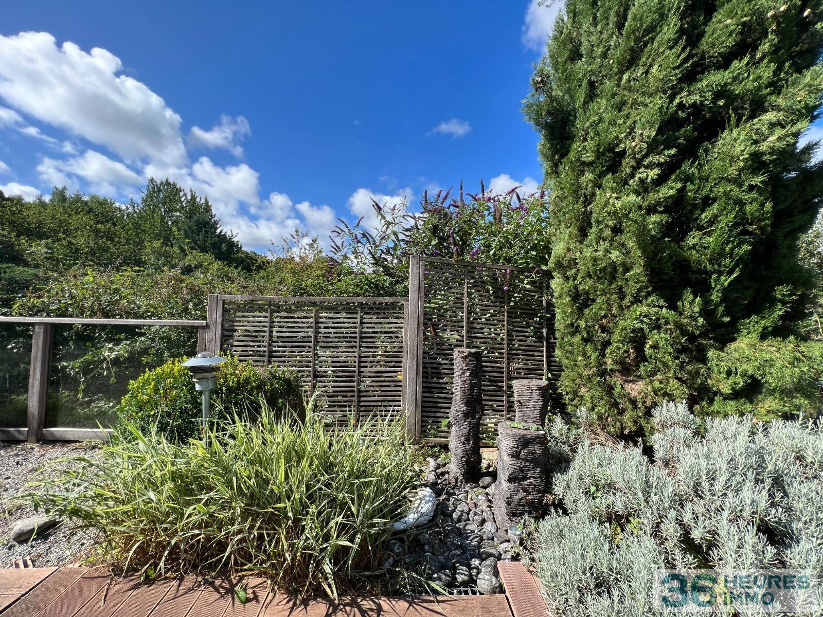 Maison d'architecte avec vue dégagée 