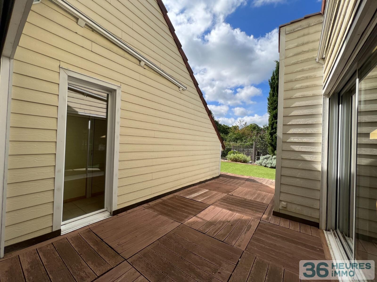 Maison d'architecte avec vue dégagée 