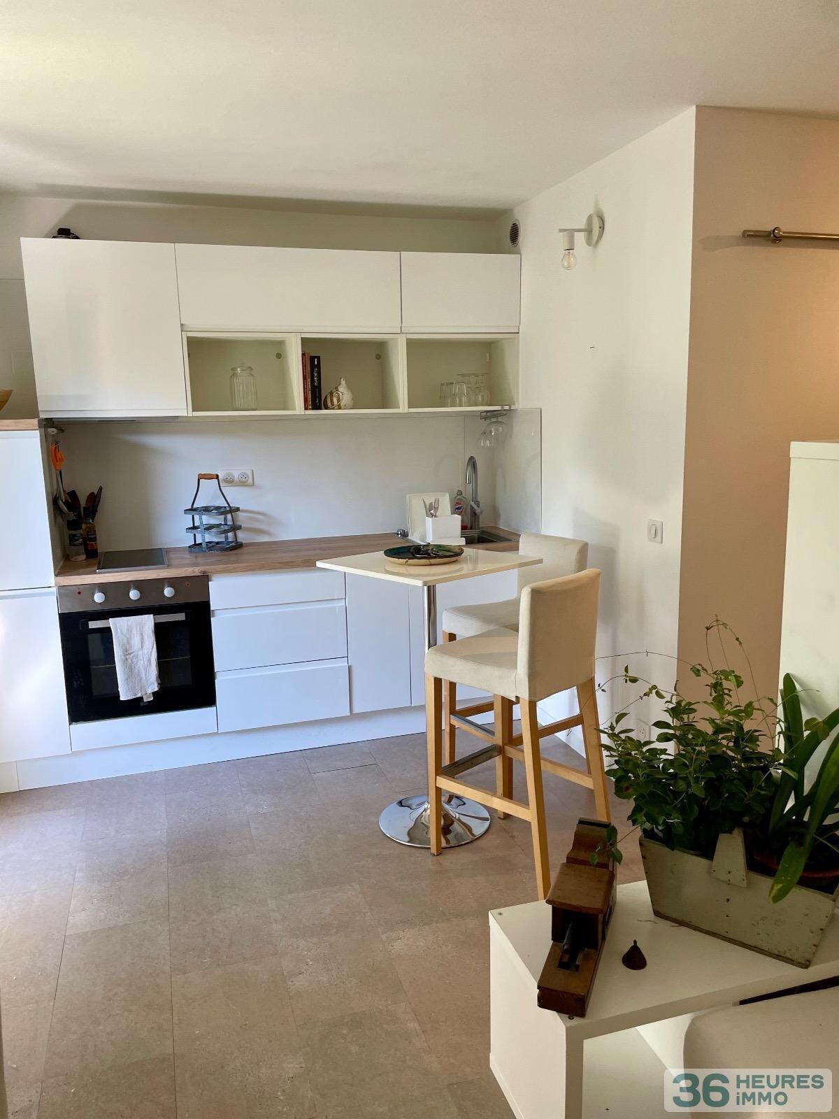 Studio rez-de- jardin 