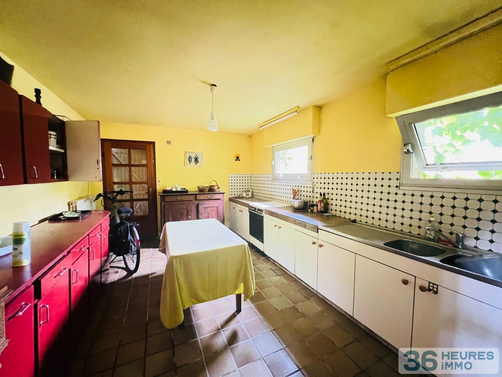 Maison à moderniser située au coeur d'une vaste propriété