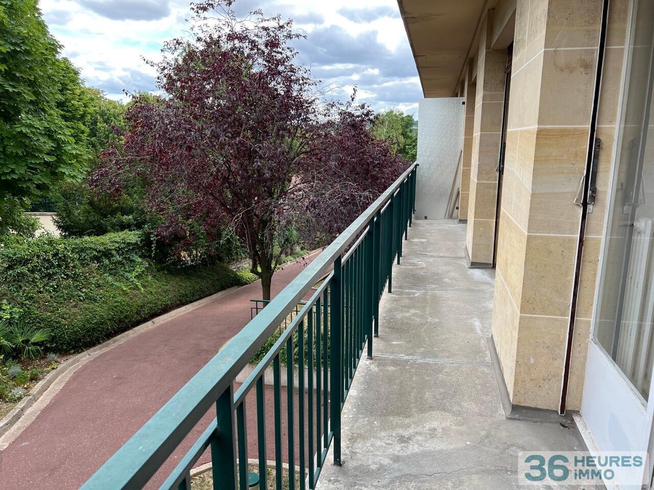 Appartement traversant, balcon
