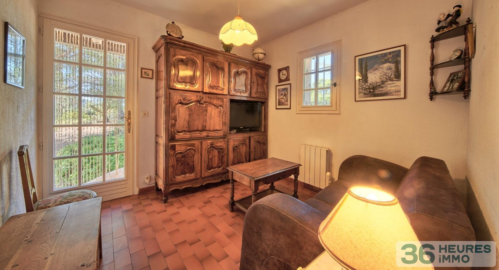 VILLA DANS QUARTIER RESIDENTIEL 