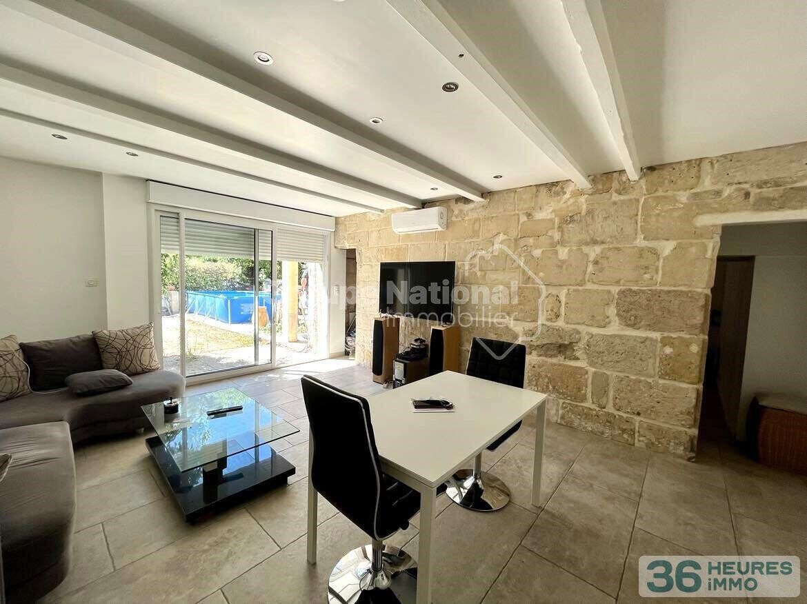 Vallabregues maison avec 2 habitations jardin