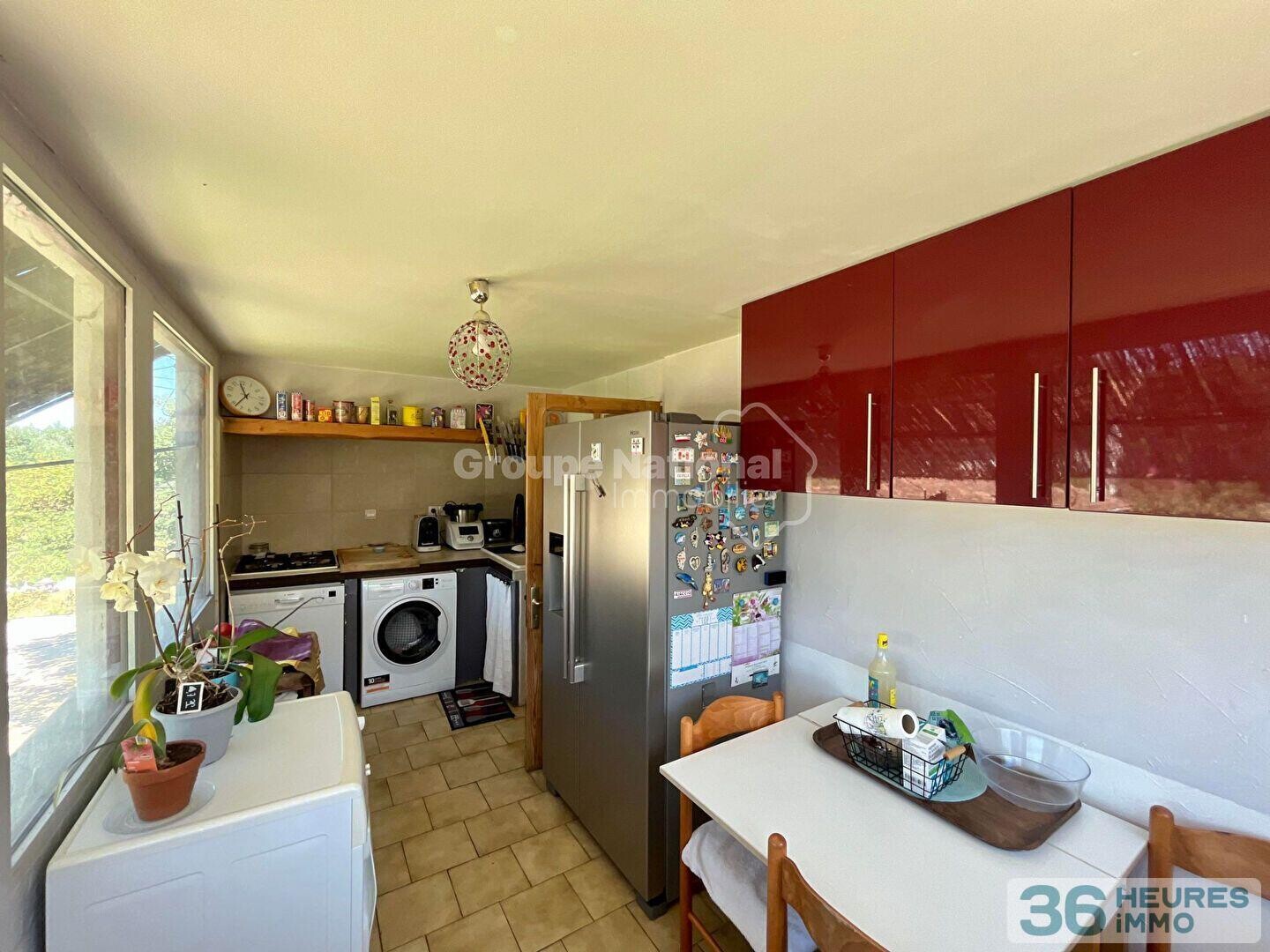 Vallabregues maison avec 2 habitations jardin