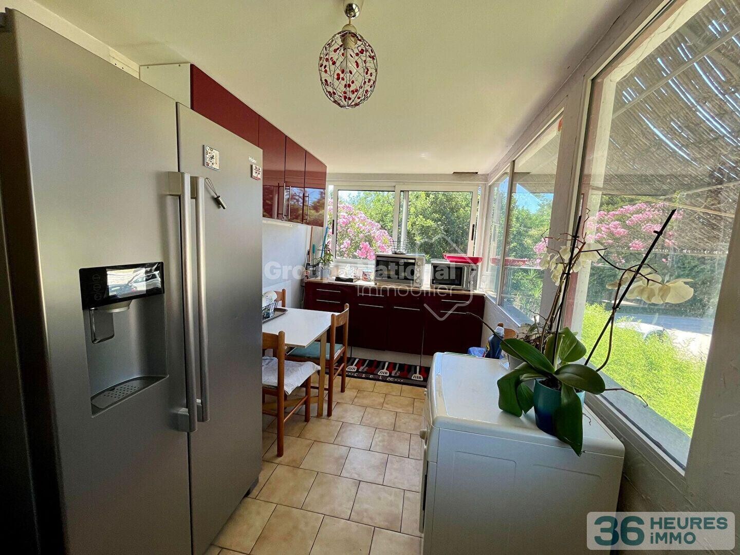 Vallabregues maison avec 2 habitations jardin