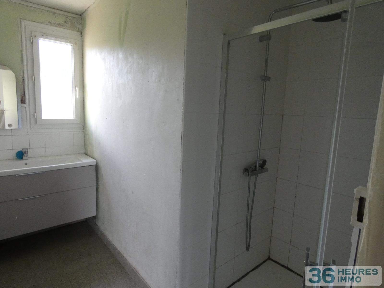 Maison d'habitation 5 pièces indépendante