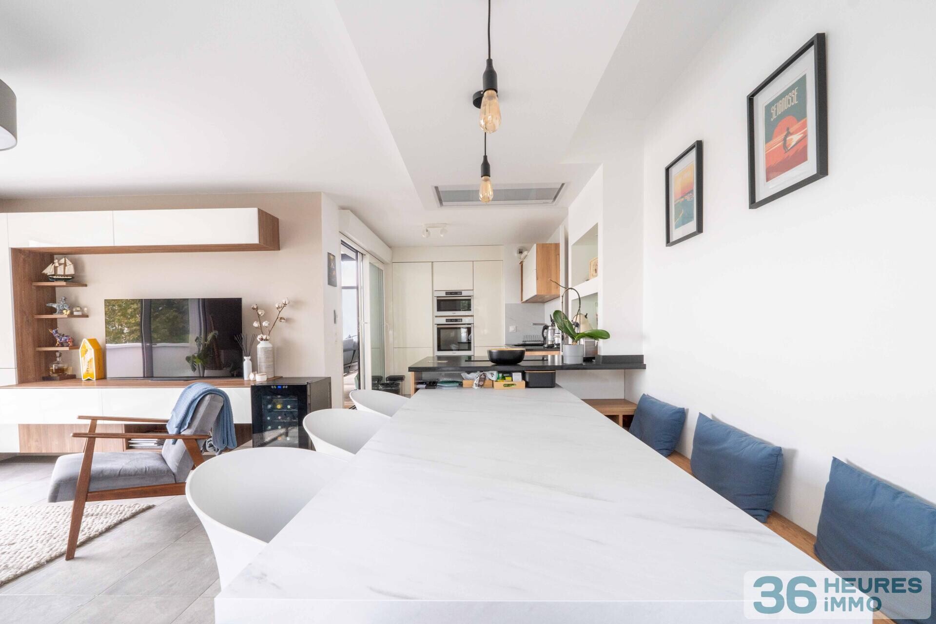 Appartement t4 , triple terrasse  avec vue montagne