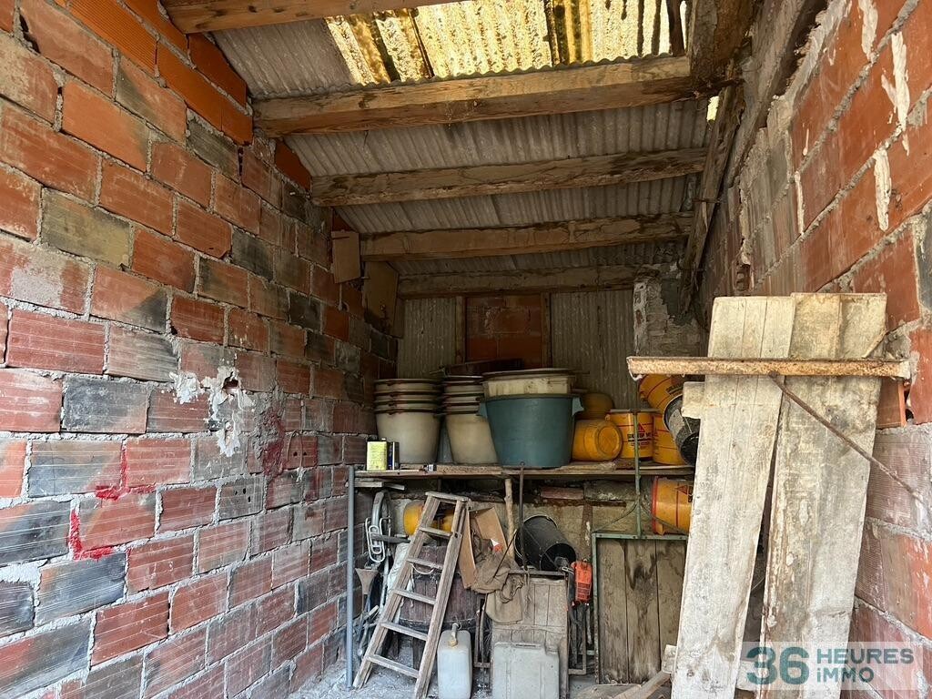 DEUX GARAGES SAINT PAUL DE FENOUILLET 