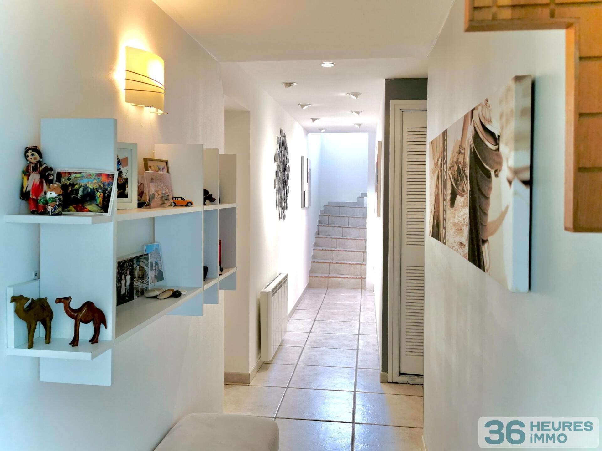 Prestige - villa d'architecte 7 pièces (+ de 185 m2) avec piscine, spa et garage