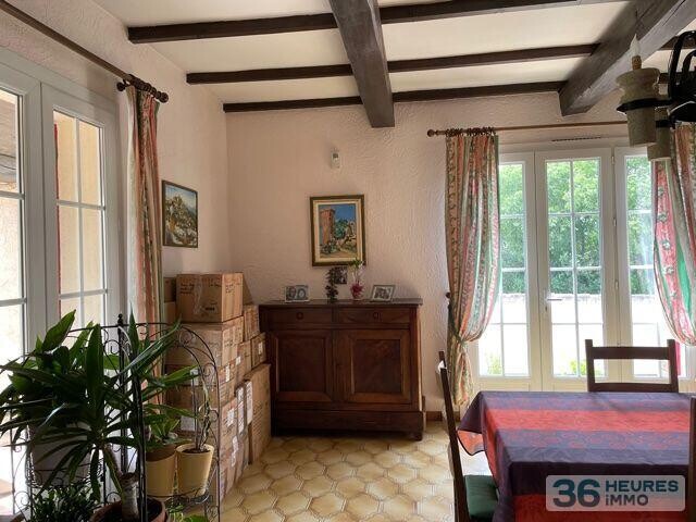 Aramon dans la colline maison 4 chambres, 700m² de jardin, grand garage