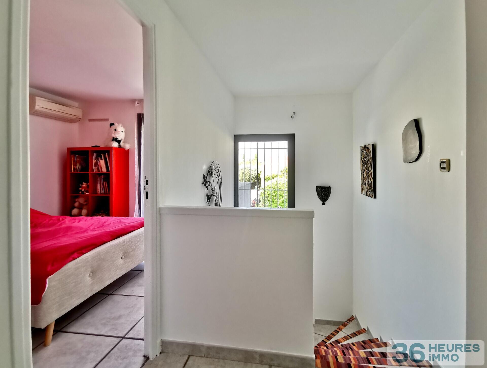 Prestige - villa d'architecte 7 pièces (+ de 185 m2) avec piscine, spa et garage