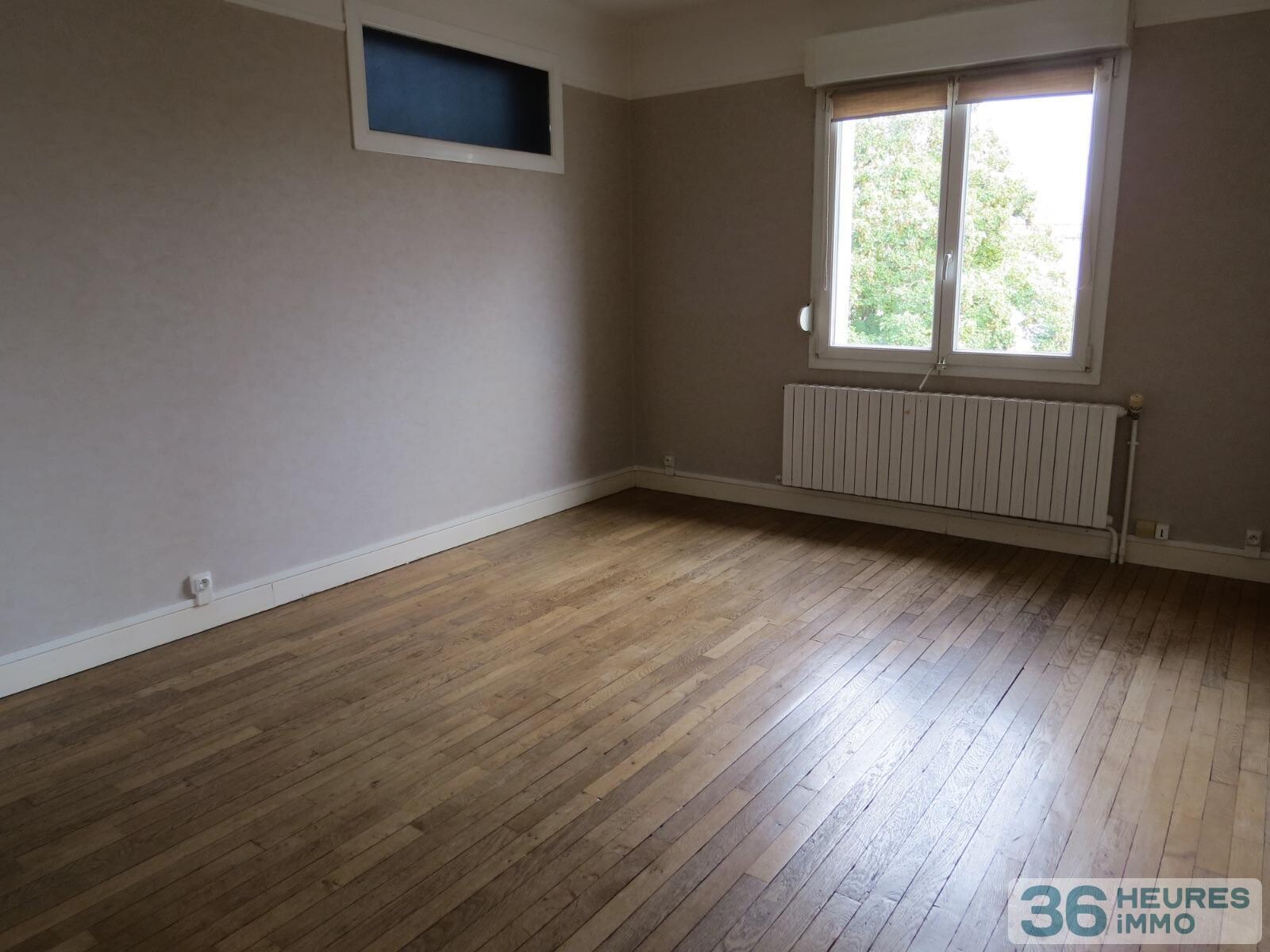 Ensemble immobilier d'env. 260 m² - possibilité de réaliser une grande maison d'habitation
