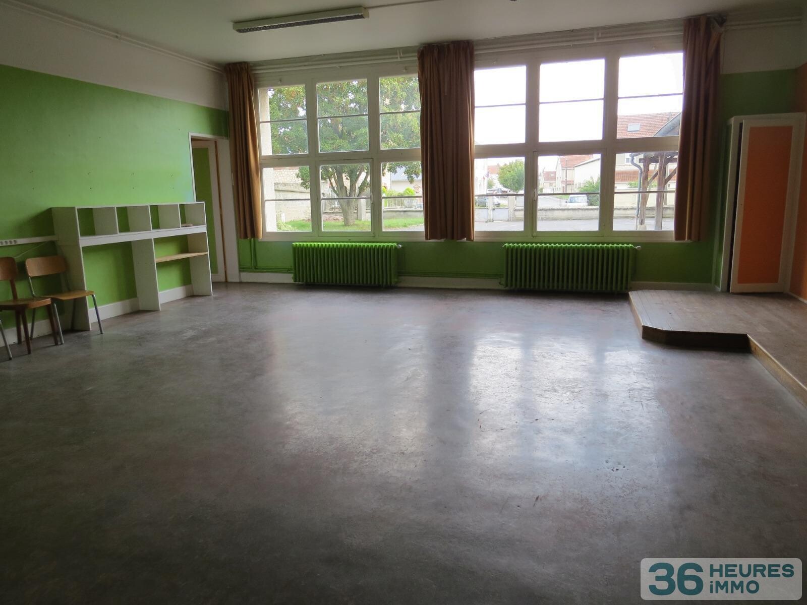 Ensemble immobilier d'env. 260 m² - possibilité de réaliser une grande maison d'habitation