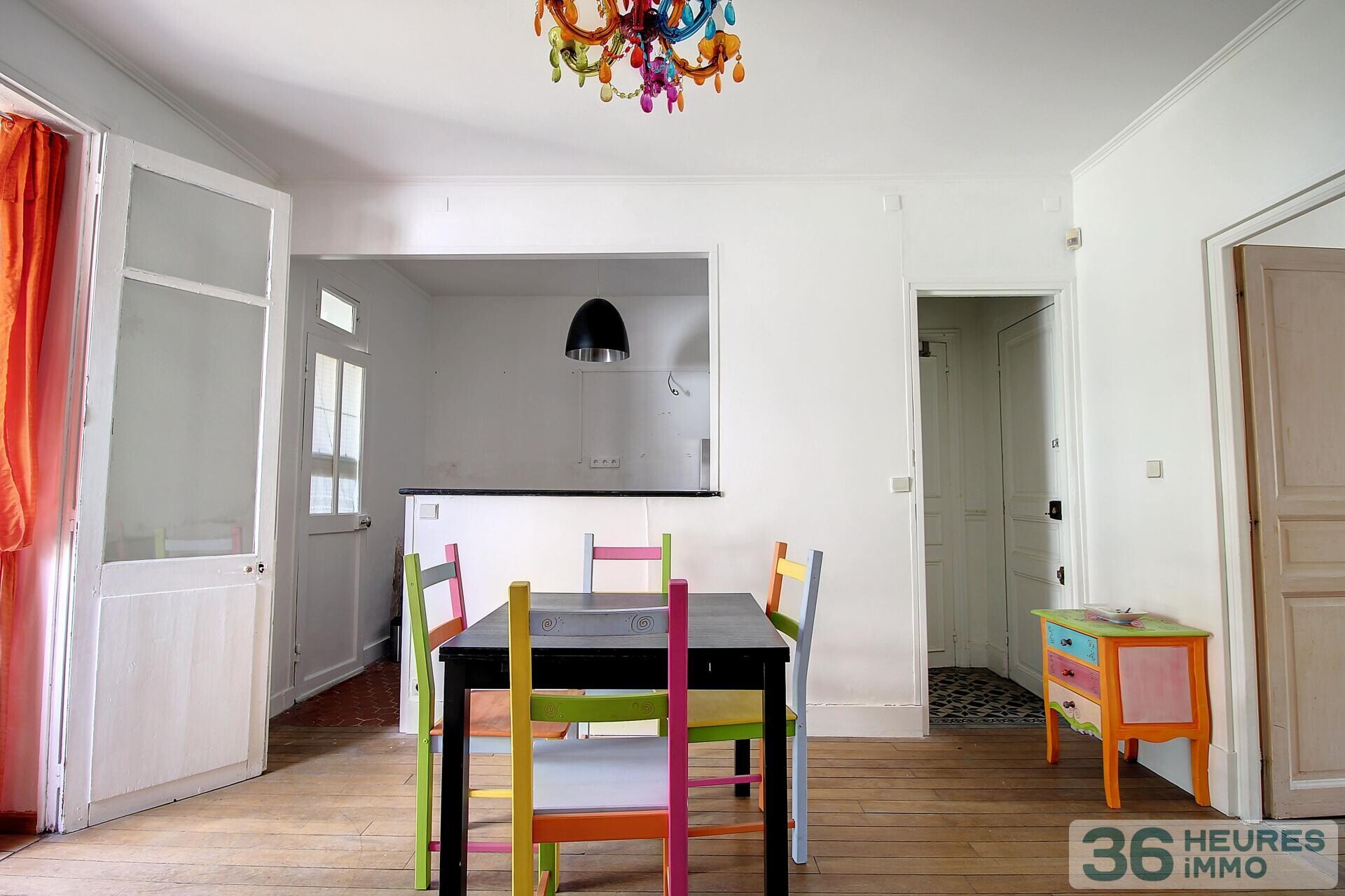 Appartement rueil-malmaison plaine gare 2 pieces 1 chambre et un bureau en duplex dans une maison avec jardin partagé.