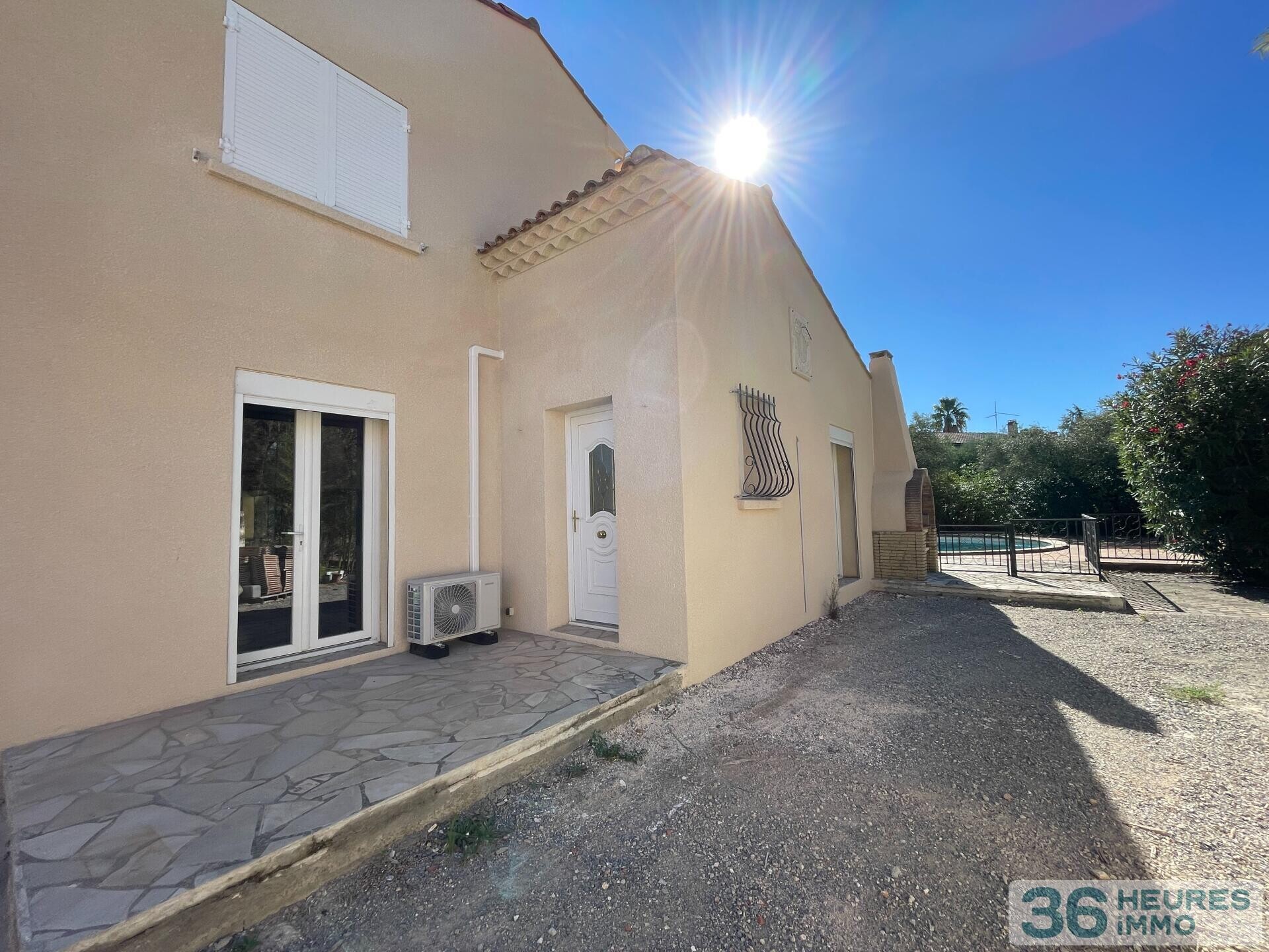 Villa 177 m2 sur 1259 m2 de terrain avec piscine