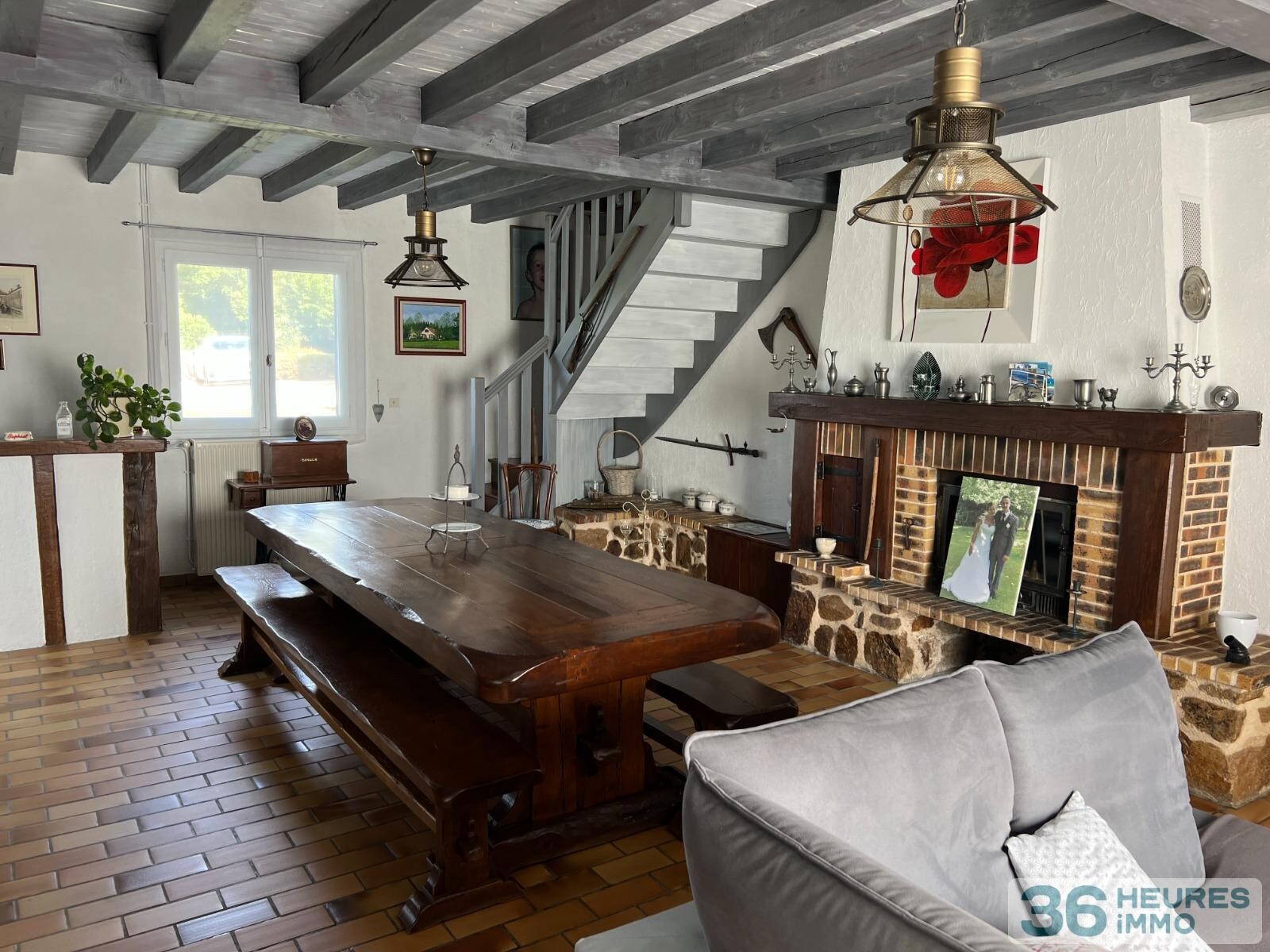 MAISON EN PIERRES ET DEPENDANCES