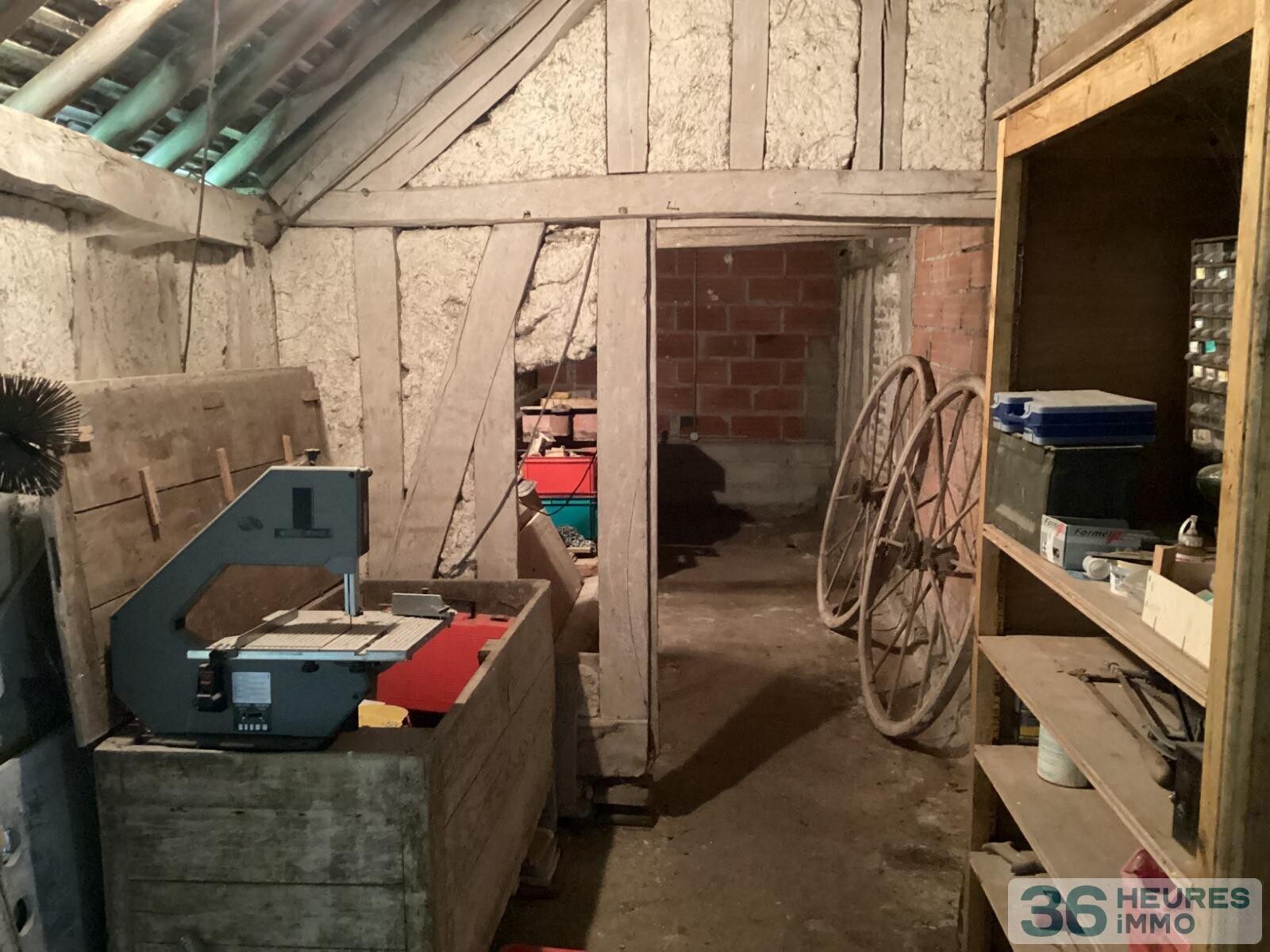 Maison ancienne en pans de bois à restaurer