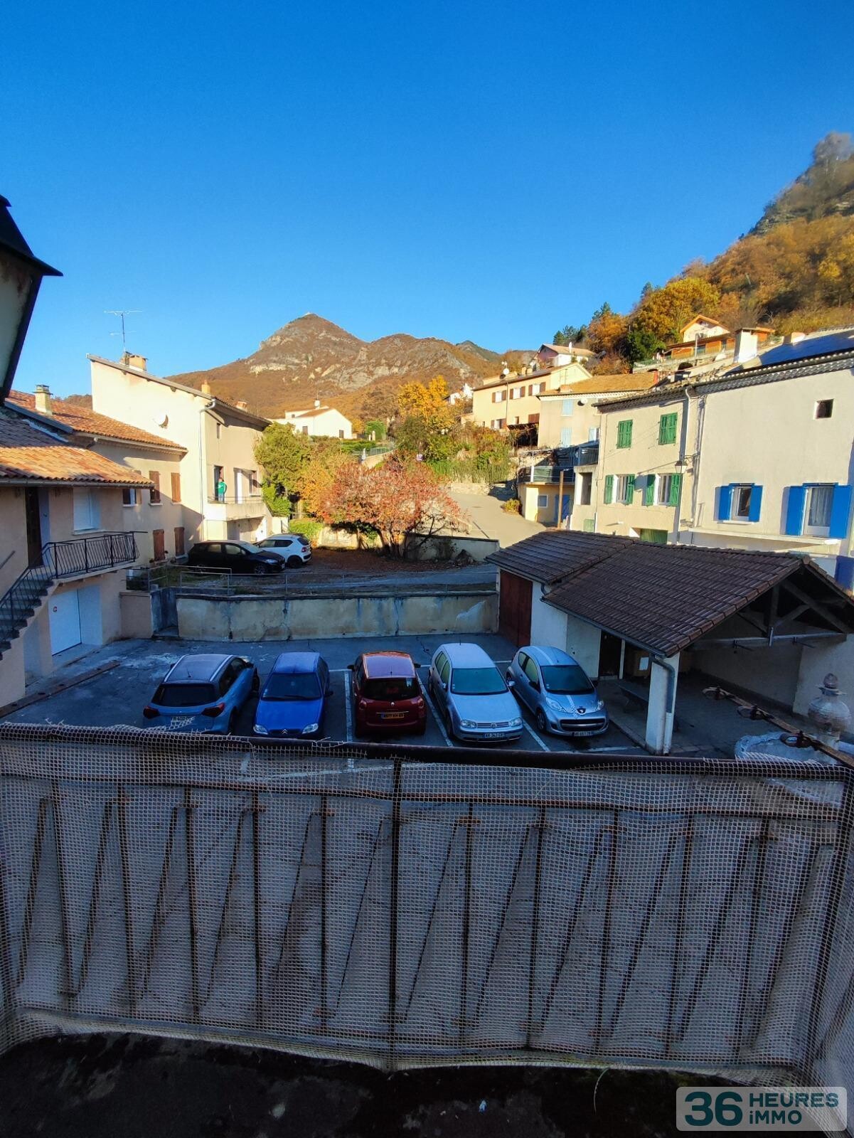 Coeur du village - appartement t3 de 63,37 m² à rénover avec garage de 37 m²