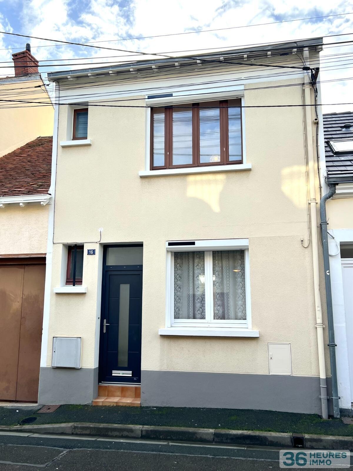 Maison de ville proche de toutes commodités