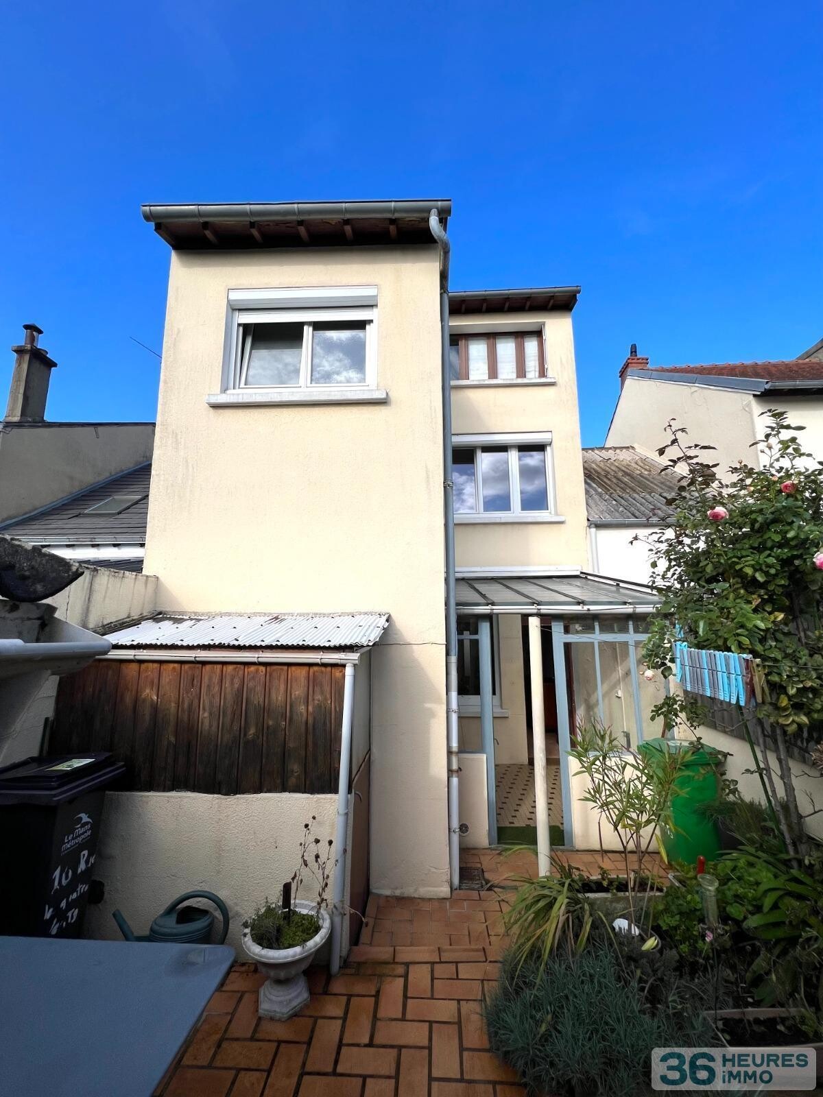 Maison de ville proche de toutes commodités