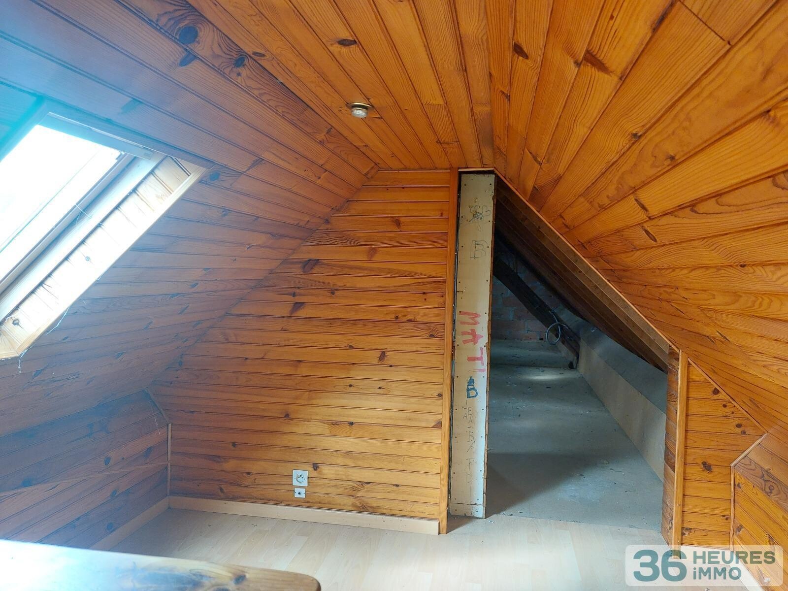 Maison T6 de 141 m² à SAINT-FARGEAU-PONTHIERRY