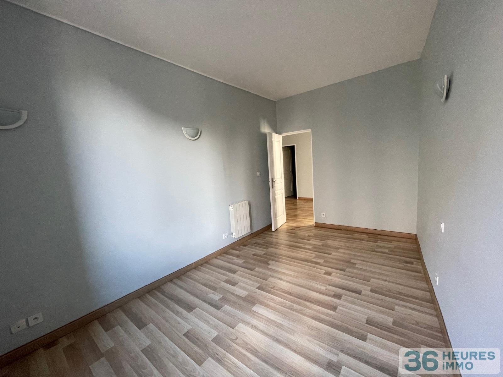 Toulon centre 2 pieces de 61m2