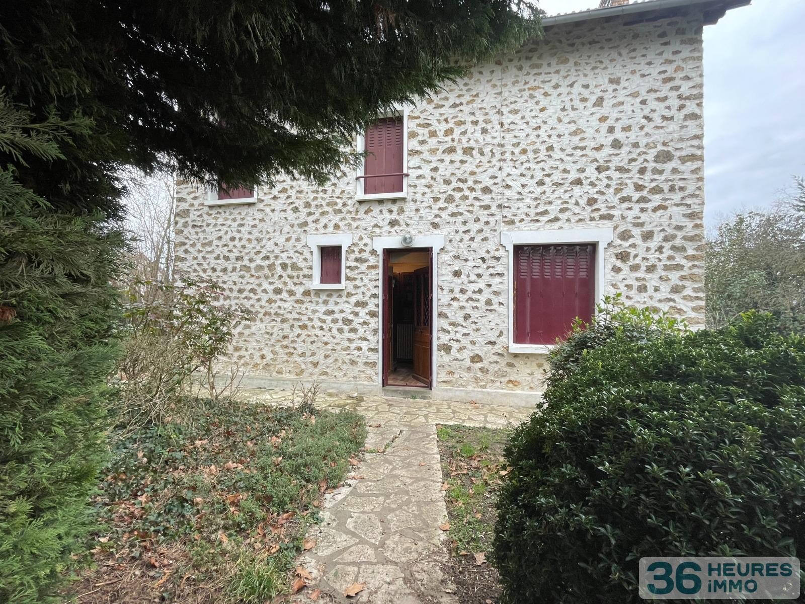 Maison + terrain d'environ 2800 m2 - Breuillet