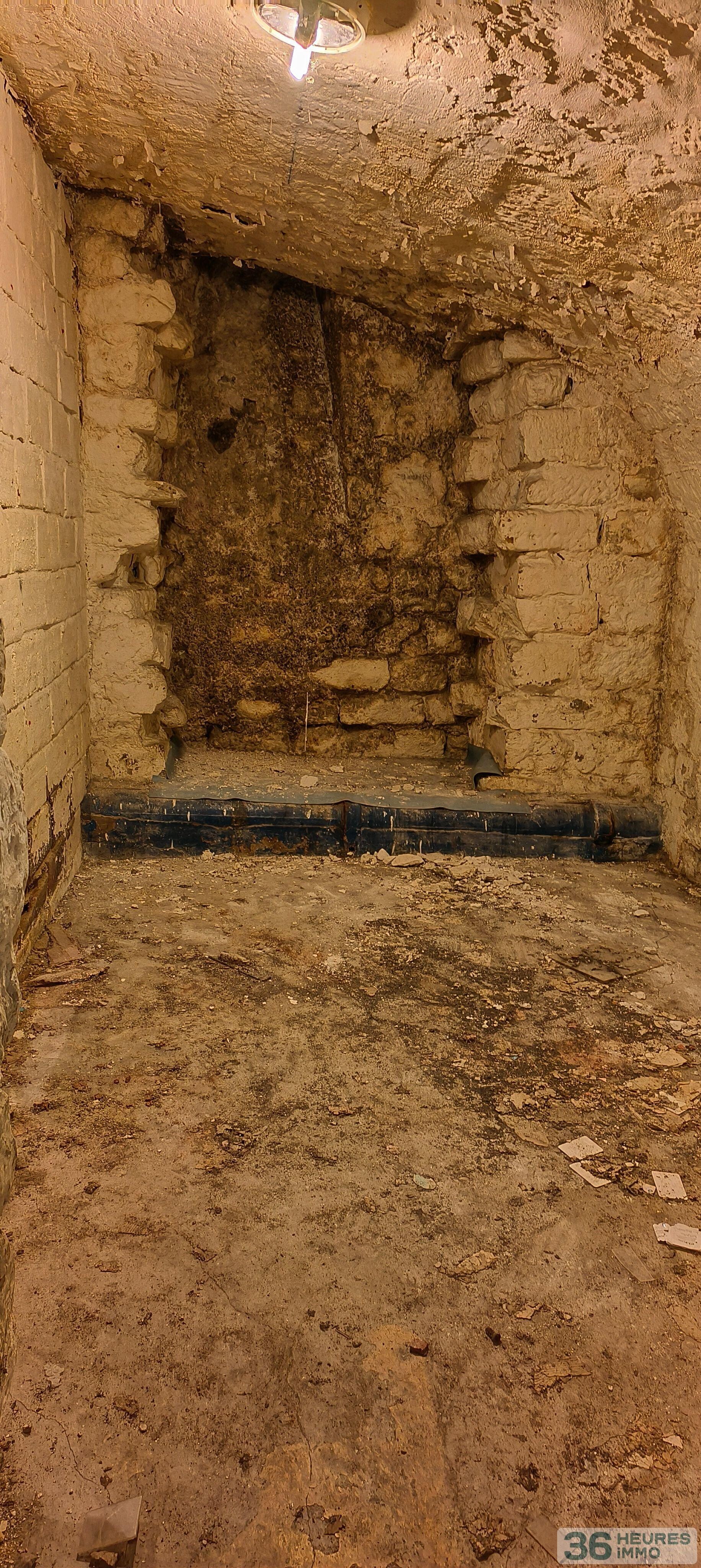 Cave 28m² 