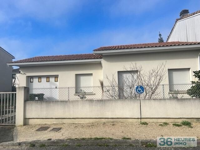 MAISON PLUME LA POULE