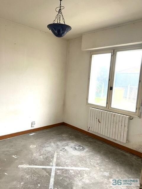 MAISON PLUME LA POULE