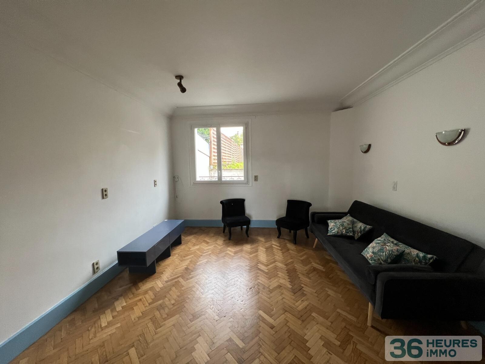 MAISON AVEC JARDIN ET GARAGE