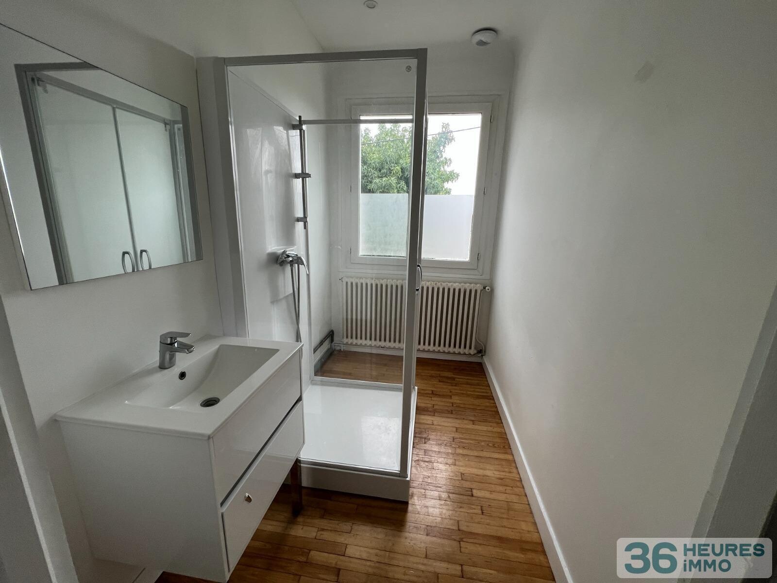 MAISON AVEC JARDIN ET GARAGE