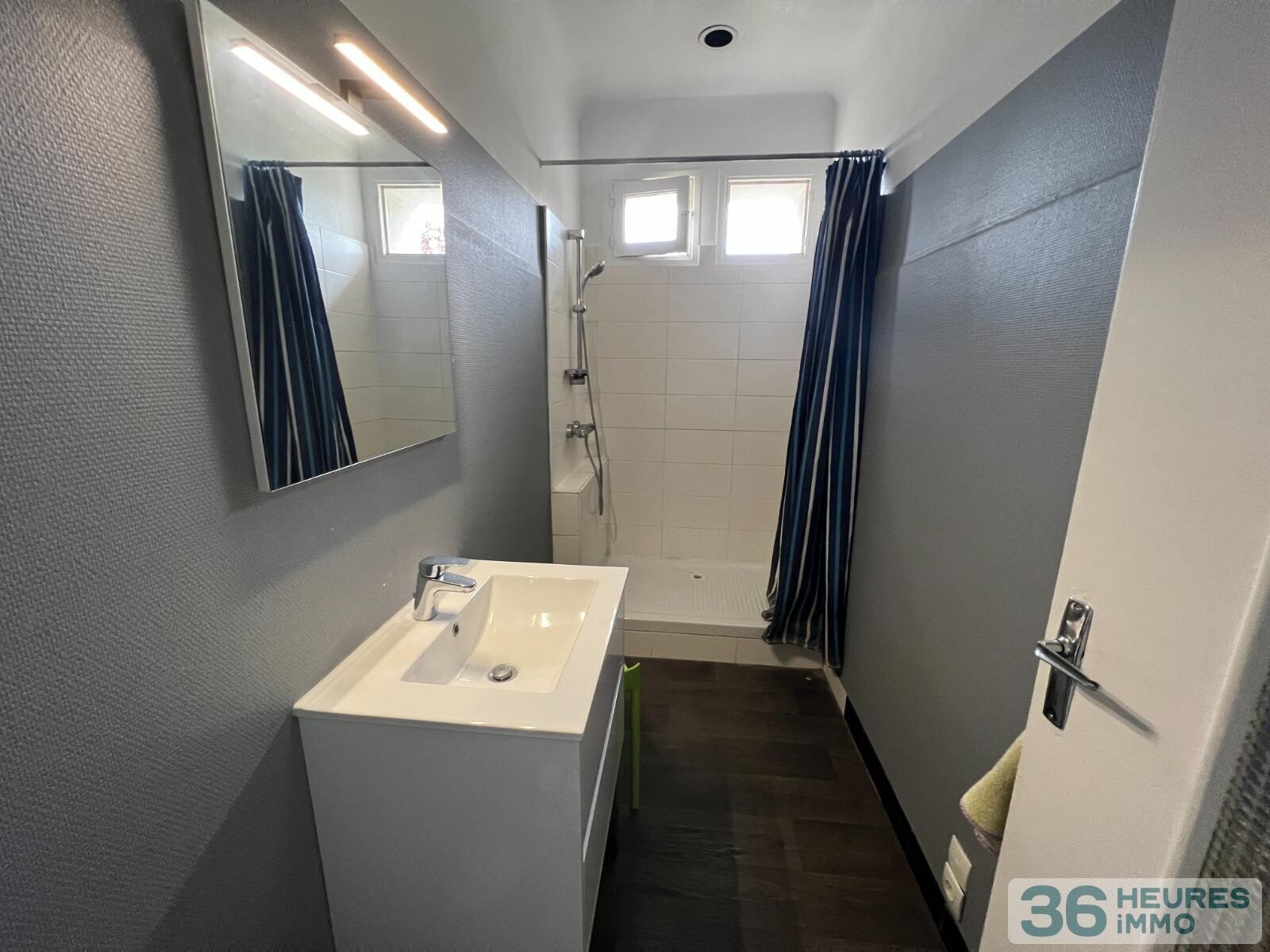 MAISON AVEC JARDIN ET GARAGE