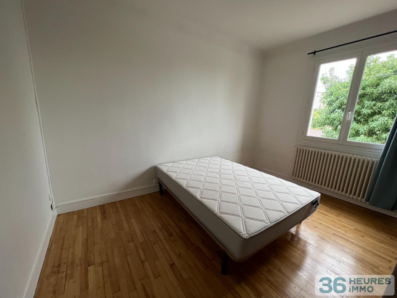 MAISON AVEC JARDIN ET GARAGE