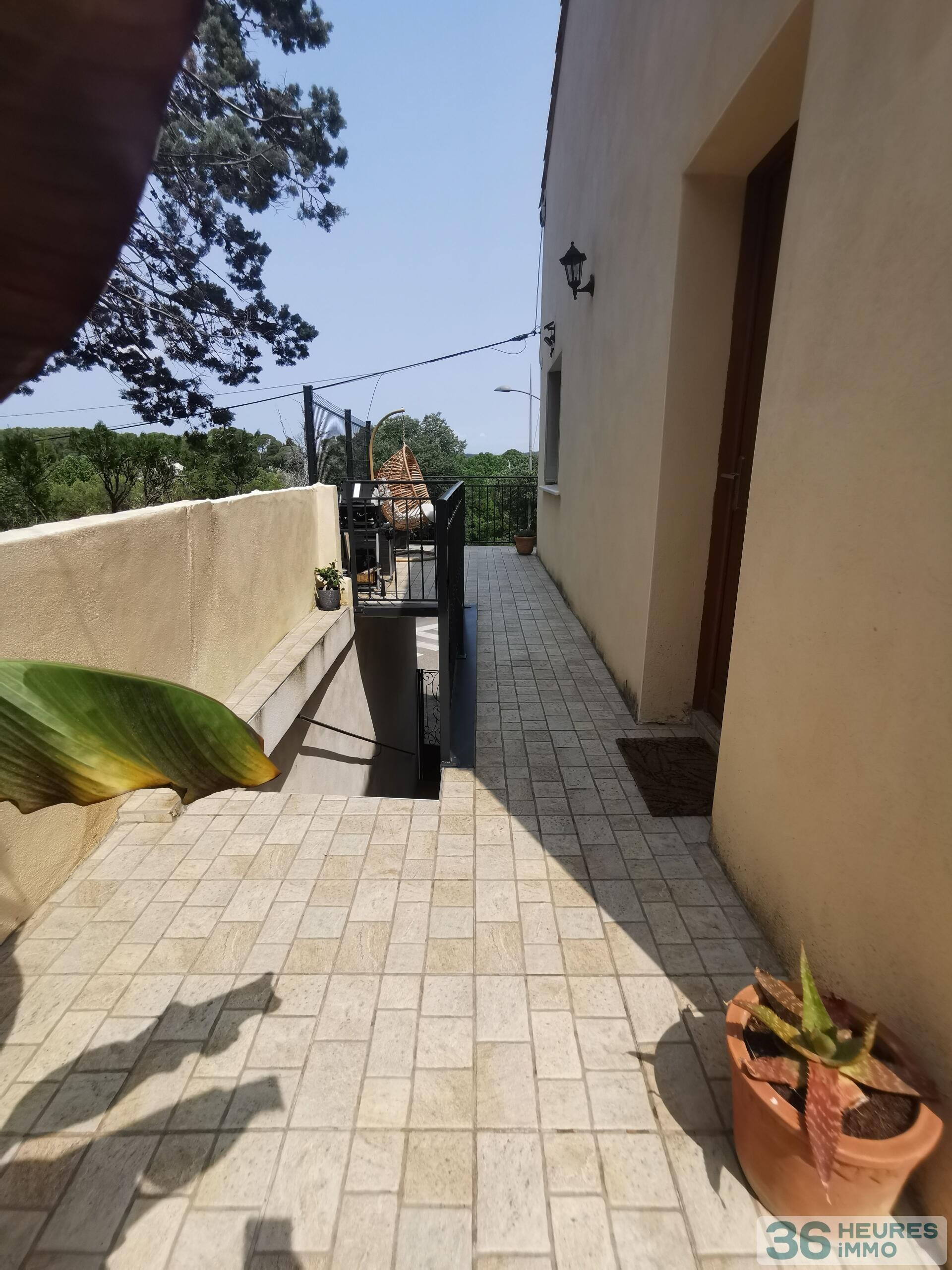 Maison de ville - 4 pièces - 84 m²