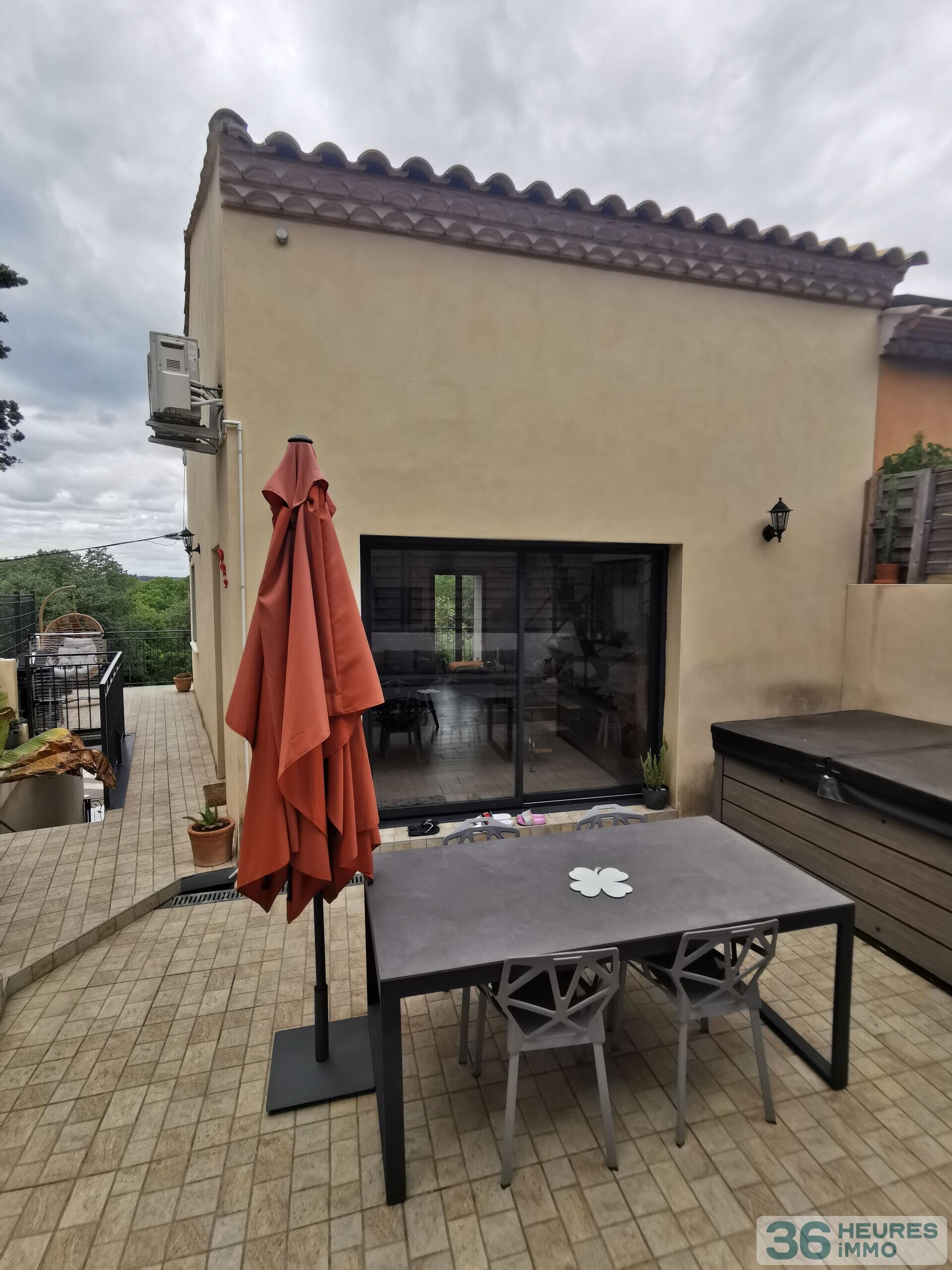 Maison de ville - 4 pièces - 84 m²