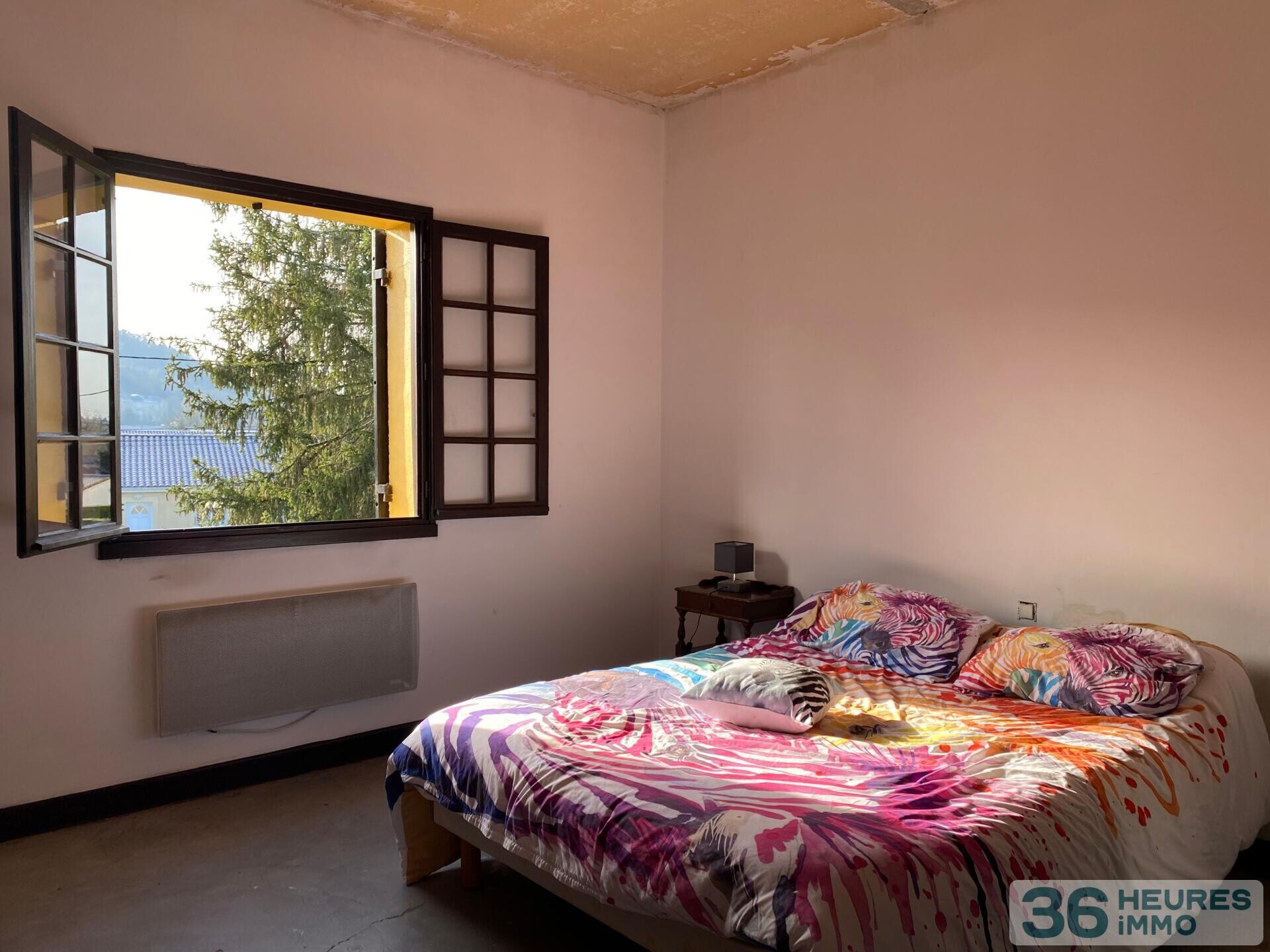 🏡 PROCHE DE PÉRIGUEUX - MAISON 8 PIÈCES AVEC TERRASSE