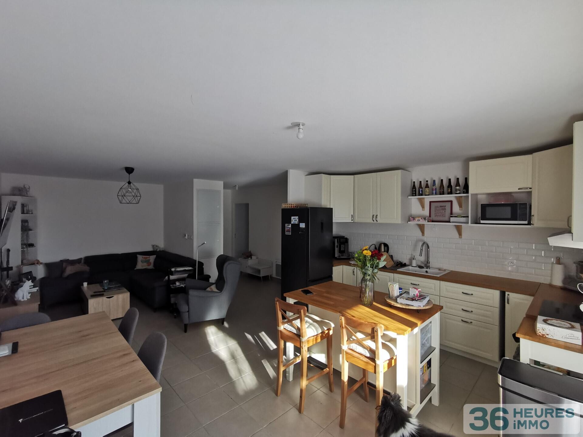 Appartement t4 avec grande terrasse et double garage