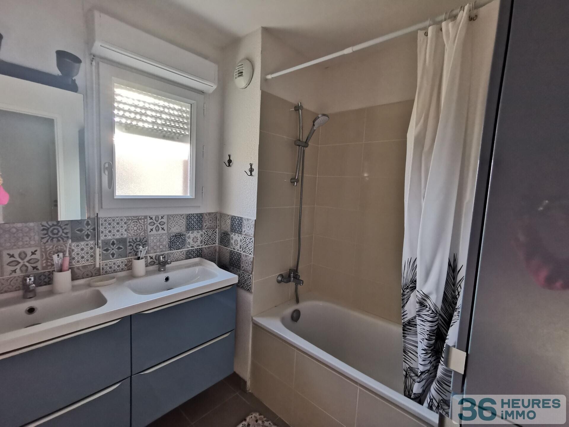 Appartement t4 avec grande terrasse et double garage