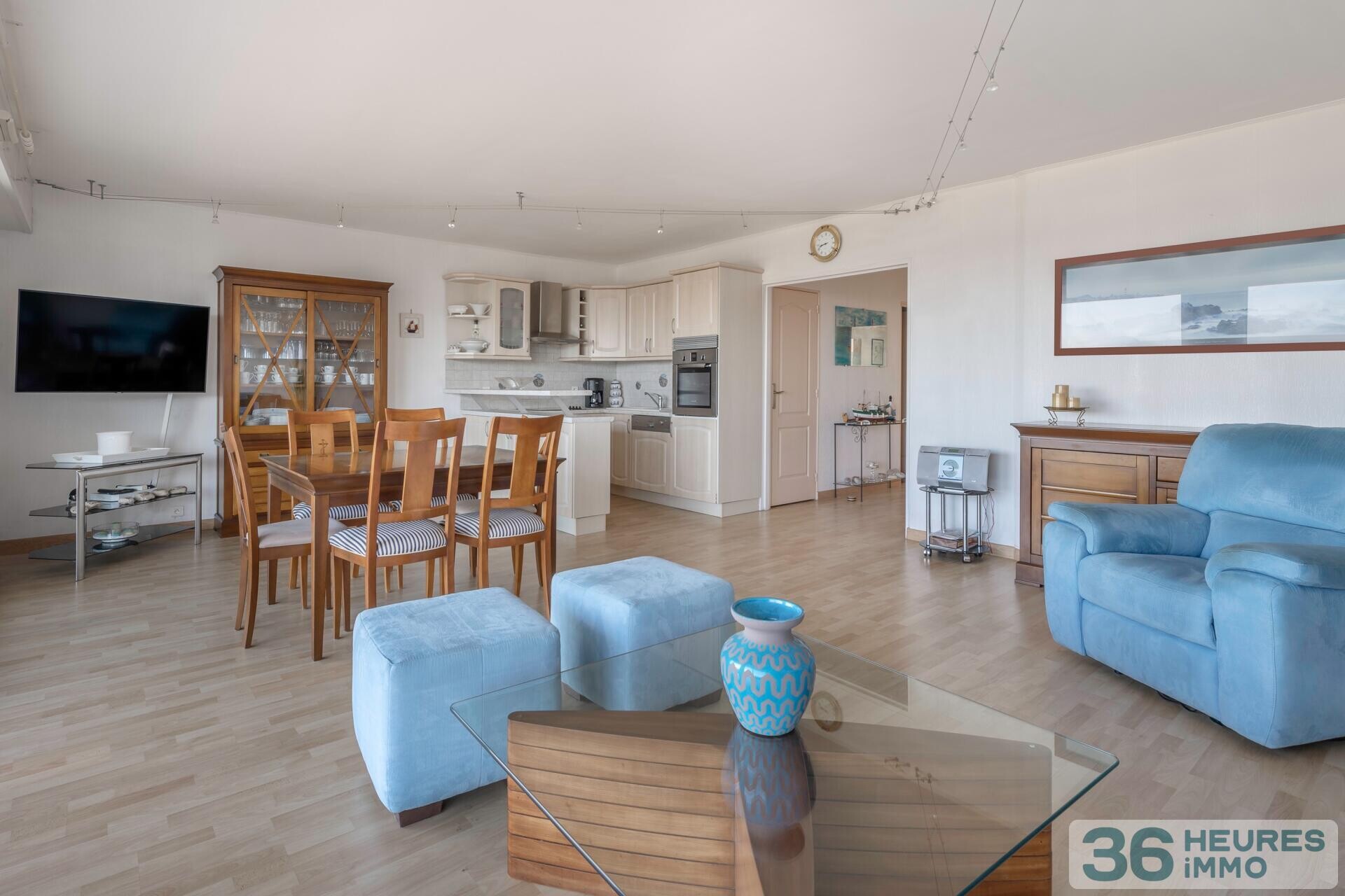 T3 FACE MER - PLAGE, MARCHE et COMMERCES A PIED