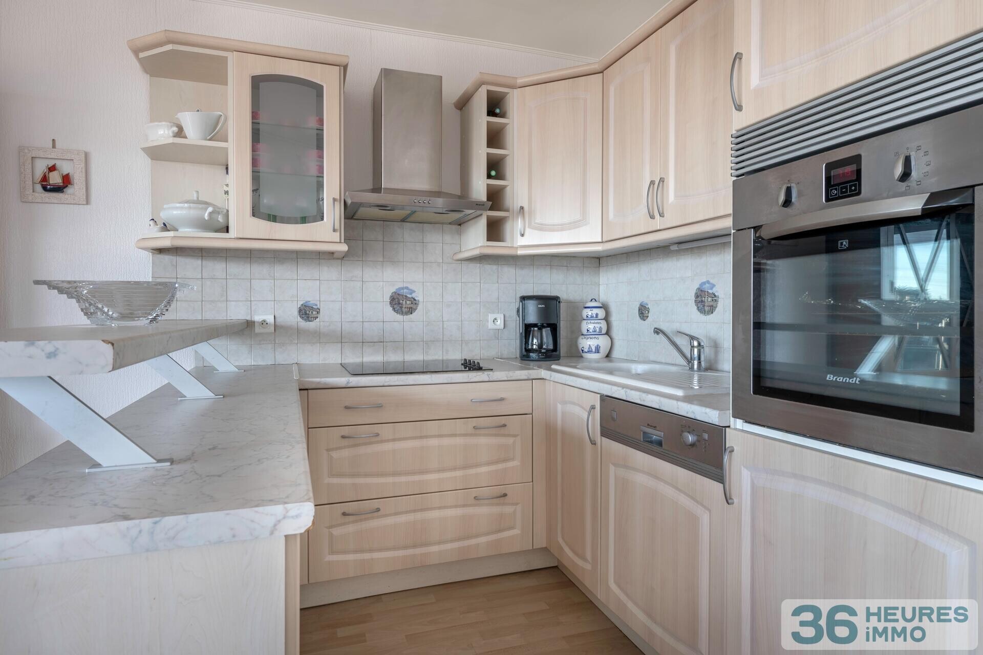 T3 FACE MER - PLAGE, MARCHE et COMMERCES A PIED