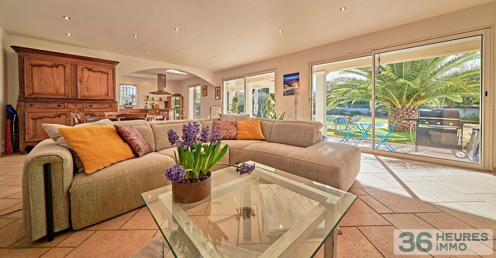 VILLA DANS QUARTIER RESIDENTIEL