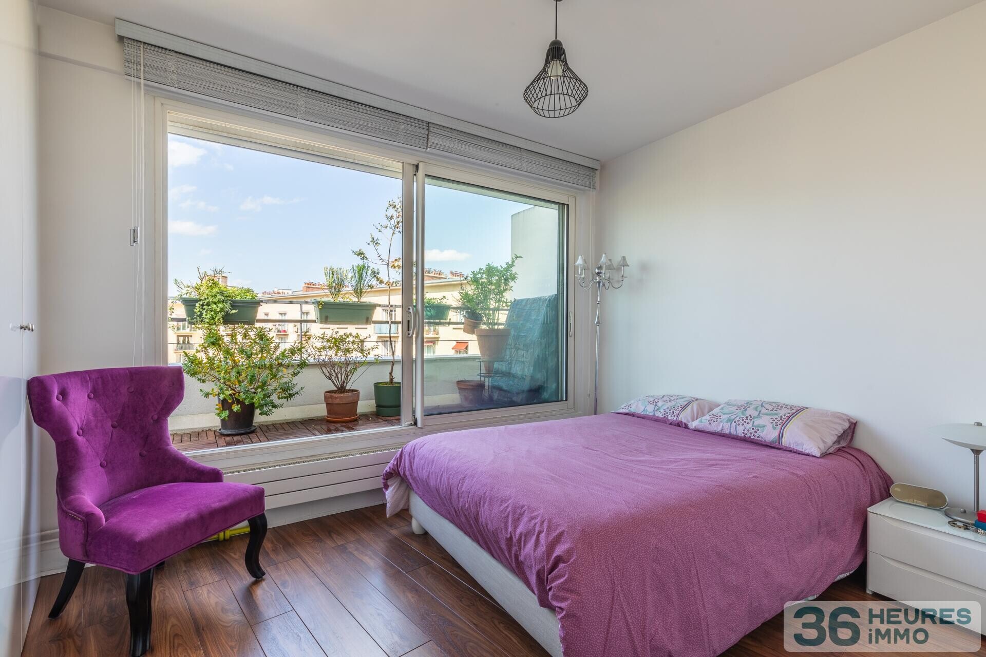 Appartement étage élevé avec grand balcon