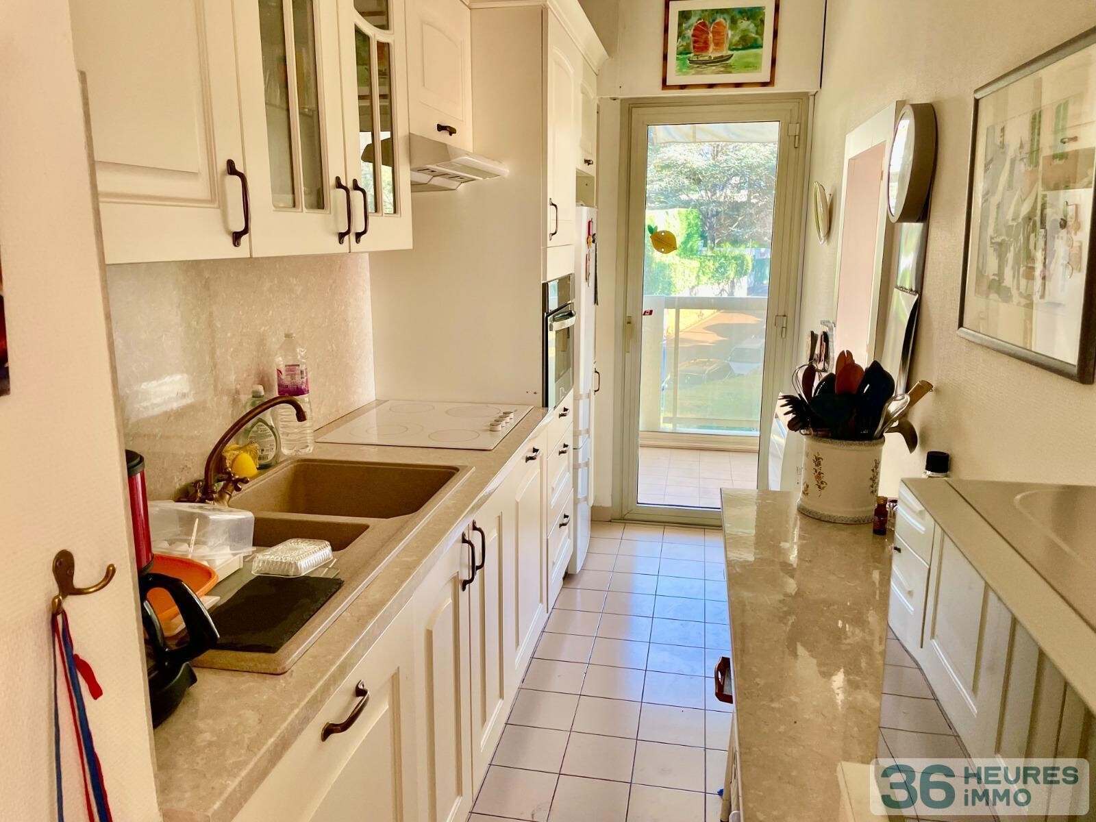 APPARTEMENT 4 PIÈCES AVEC TERRASSE + 2 LOGGIAS FERMÉES + GARAGE + 2 CAVES.