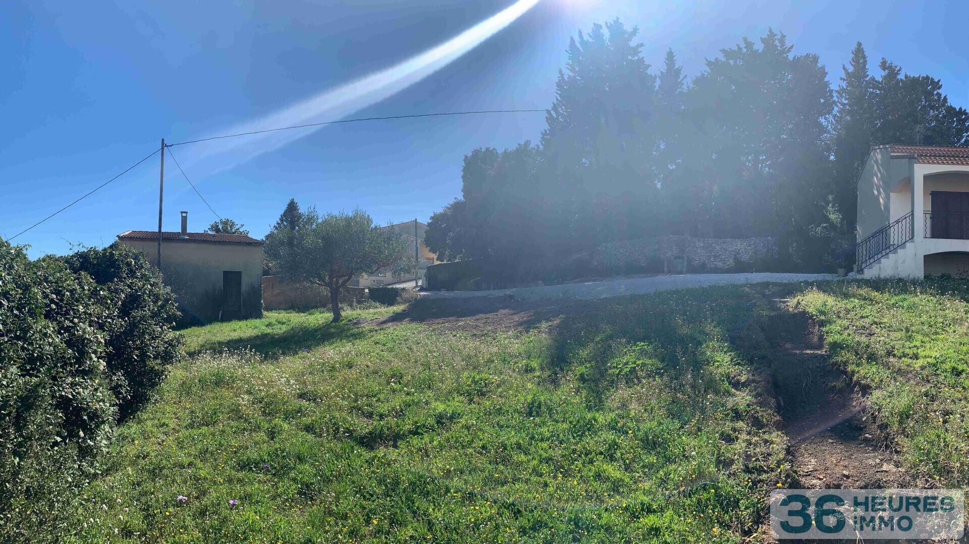 Terrain à batir de 664 m2